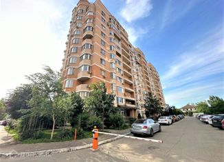 Продается 3-комнатная квартира, 84.2 м2, Краснодар, улица Архитектора Петина, 12, микрорайон Солнечный