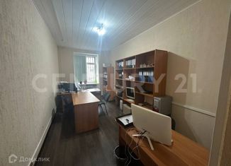 Продается четырехкомнатная квартира, 77.2 м2, Москва, Новопесчаная улица, 13к4, район Сокол