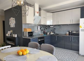 Продается двухкомнатная квартира, 76.3 м2, Краснодар, улица Леонида Лаврова, 8к1, ЖК Империал