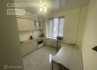 Сдаю двухкомнатную квартиру, 64 м2, Кабардино-Балкариия, проспект Ленина, 39