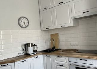 Трехкомнатная квартира на продажу, 58.7 м2, Москва, Карельский бульвар, 4к1, Карельский бульвар