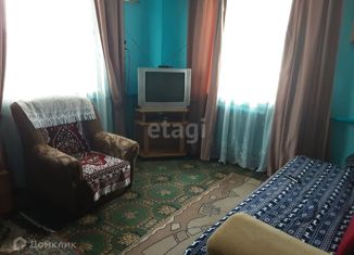 Продаю двухкомнатную квартиру, 46.5 м2, Белогорск, улица 8 Марта, 25