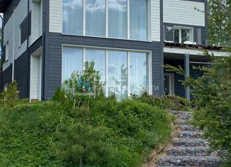 Сдам дом, 350 м2, деревня Порошкино, Берёзовая улица, 8