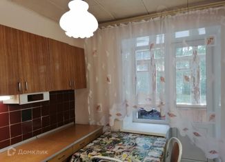 Сдача в аренду 1-комнатной квартиры, 36 м2, Киров, Комсомольская улица, 13