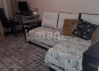 Продается двухкомнатная квартира, 54 м2, Белогорск, улица Николая Бойко, 18