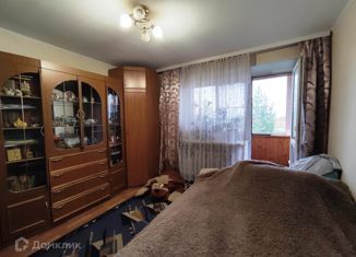 Продаю 2-ком. квартиру, 50 м2, поселок Песочное, улица Лермонтова, 1А