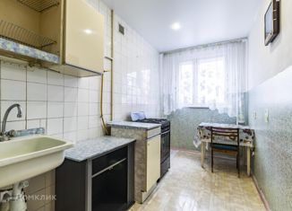 Продается 2-ком. квартира, 43.1 м2, Екатеринбург, улица Карла Маркса, 43, улица Карла Маркса