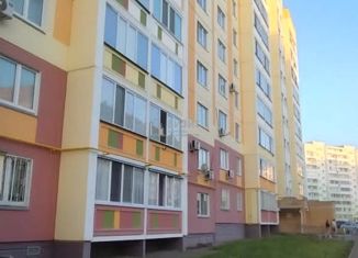 Продаю 2-ком. квартиру, 52 м2, Татарстан, Студенческая улица, 32