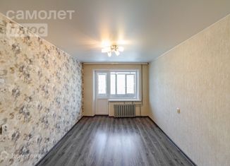Продаю двухкомнатную квартиру, 44.3 м2, Вологодская область, улица Лаврова, 10