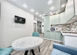 Сдаю 2-ком. квартиру, 43 м2, Нижний Новгород, улица Семашко, 28, улица Семашко
