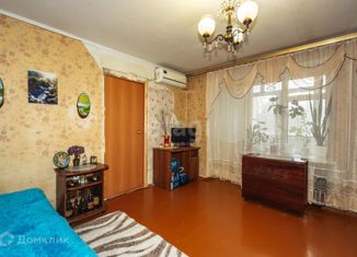 Продажа трехкомнатной квартиры, 50 м2, Ростов-на-Дону, улица Шеболдаева, 54