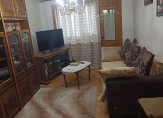 Продам 3-комнатную квартиру, 70 м2, Владикавказ, проспект Коста, 261