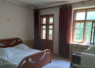 Продаю четырехкомнатную квартиру, 126 м2, Севастополь, Балаклавская улица, 8, Ленинский район