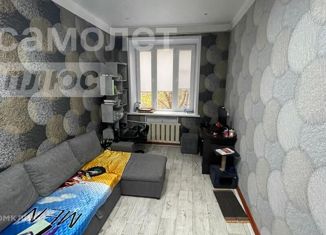 Продается 4-комнатная квартира, 86.9 м2, Астрахань, улица Космонавта Комарова, 63, Ленинский район