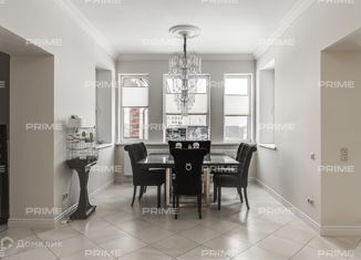 Продажа дома, 395 м2, деревня Уварово, улица Ирбис