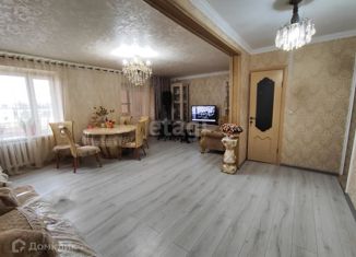 Продажа 5-ком. квартиры, 120 м2, Грозный, улица Чайковского, 24