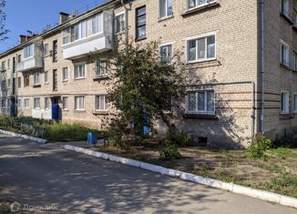 Трехкомнатная квартира на продажу, 41.1 м2, Ульяновская область, улица 50 лет Октября, 92
