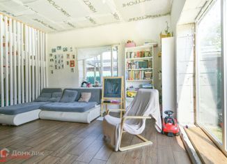 Продажа дома, 200 м2, городской посёлок Дубровка, Полевая улица, 1