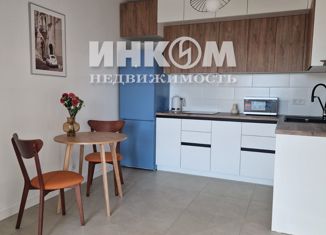 Сдаю 2-ком. квартиру, 58 м2, Москва, Варшавское шоссе, 141к6, станция Красный Строитель