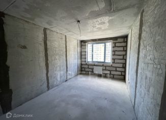 Продаю 2-комнатную квартиру, 50.6 м2, Мурино, улица Шувалова, 32