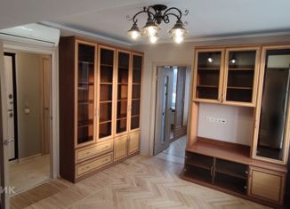 Продажа 2-ком. квартиры, 35 м2, Москва, улица Бутырский Вал, 28, метро Белорусская