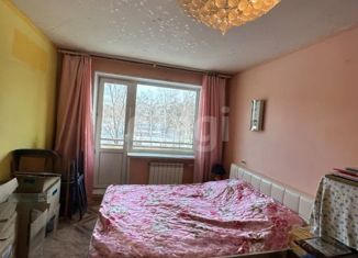 Продам 2-ком. квартиру, 48 м2, Лесозаводск, Калининская улица, 33