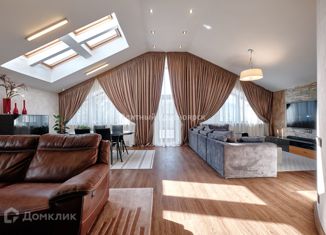 Продается дом, 601 м2, поселок Манский, улица Астафьева