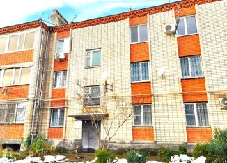 Продажа 2-ком. квартиры, 50 м2, Апшеронск, Профсоюзная улица, 49