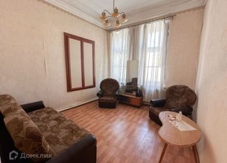 Продам 3-комнатную квартиру, 179.3 м2, Симферополь, улица Крылова, 29, Центральный район