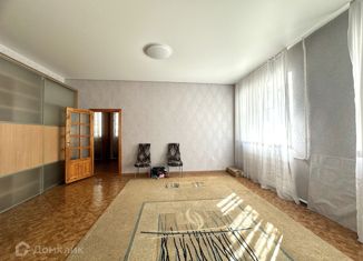 Продается 3-комнатная квартира, 79.3 м2, Аксай, улица Платова, 74