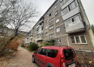 Продам 1-ком. квартиру, 28.2 м2, Екатеринбург, улица Чапаева, 80к2, улица Чапаева