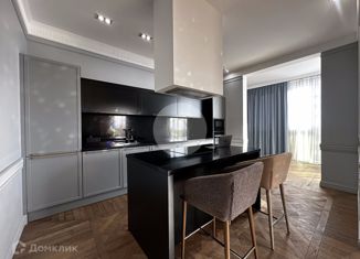 Продаю однокомнатную квартиру, 120 м2, Краснодар, Кубанская набережная, 37, Кубанская набережная