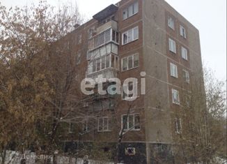 Продам трехкомнатную квартиру, 47.3 м2, Челябинск, Комсомольский проспект, 37Б