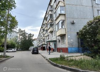 Продается 4-ком. квартира, 86.7 м2, Амурская область, Институтская улица, 30