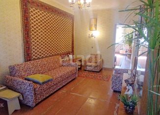 Продаю 3-ком. квартиру, 58 м2, село Печерск, Минская улица, 14