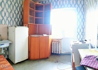 Сдается в аренду двухкомнатная квартира, 55 м2, Красное Село, улица Освобождения, 25к2