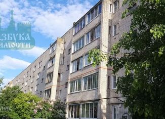 Продаю однокомнатную квартиру, 32.3 м2, село Печерск, Пионерская улица, 7