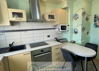 Продажа 3-комнатной квартиры, 59.8 м2, Краснодар, улица имени Дзержинского, 201