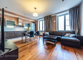 Сдам 4-комнатную квартиру, 110 м2, Санкт-Петербург, Парадная улица, 3к2, Парадная улица