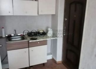 Продам 1-комнатную квартиру, 18 м2, Кемерово, улица Железнякова, 10, Центральный район