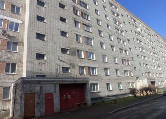 Продам трехкомнатную квартиру, 63 м2, Ярославская область, набережная Космонавтов, 47
