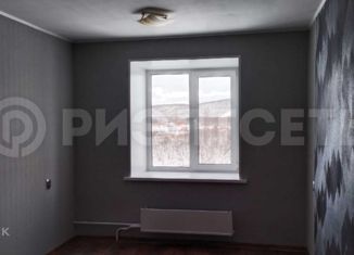 Продажа комнаты, 12.2 м2, поселок городского типа Молочный, улица Строителей, 26