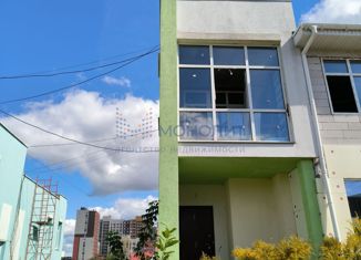 Продам таунхаус, 67 м2, деревня Кузнечиха, Акварельная улица, 80Г