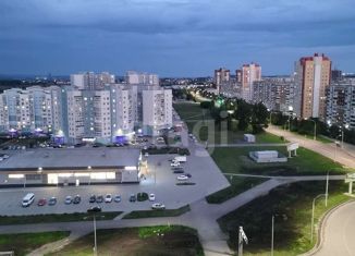 Продам 1-ком. квартиру, 34 м2, Кемерово, ЖК Восточный, проспект Химиков, 34