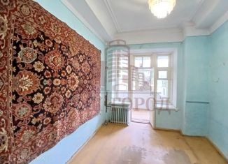 Продажа трехкомнатной квартиры, 63 м2, Феодосия, Советская улица, 17