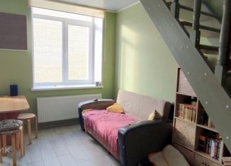 Продам двухкомнатную квартиру, 29.4 м2, городской посёлок Рощино, Тракторная улица, 15к2