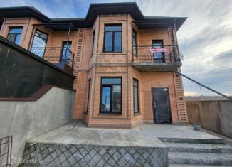 Продаю таунхаус, 170 м2, станица Ессентукская, Дубовая улица