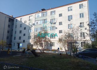 Трехкомнатная квартира на продажу, 56.3 м2, Новый Оскол, Дорожная улица, 3Б