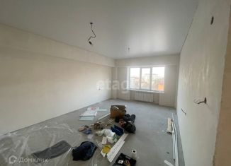 Продам 2-ком. квартиру, 78 м2, Назрань, Московская улица, 70