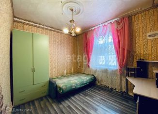 3-комнатная квартира на продажу, 56 м2, рабочий посёлок Константиновский, улица 20 лет Октября, 22А